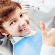 متخصص دندانپزشک کودکان کاشان |جلوگیری از ارتودنسی دندان کودکان