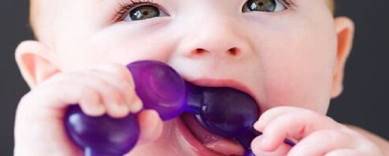متخصص دندانپزشک کودکان کاشان |دندان درآوردن دندان شیری در کودکان