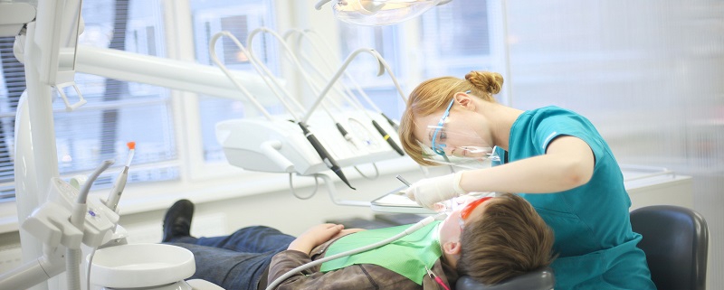 بیماری های دهان و دندان بزرگسالان و کودکان | متخصص دندانپزشک کودکان کاشان