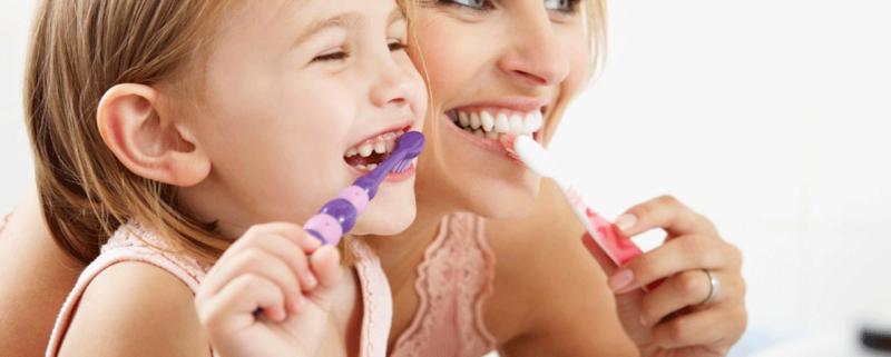 مصرف شیر و پوسیدگی در دندان کودک | متخصص دندانپزشک کودکان کاشان