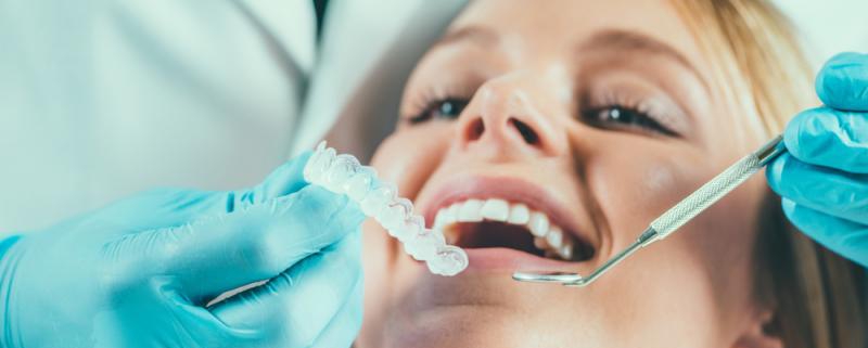 مقایسه بلیچینگ با جرمگیری دندان | متخصص دندانپزشک کودکان کاشان